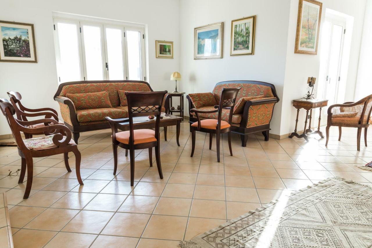 Torre Ancinale Bed & Breakfast Soverato Marina Exterior photo