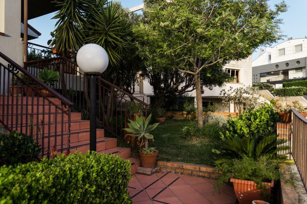 Torre Ancinale Bed & Breakfast Soverato Marina Exterior photo